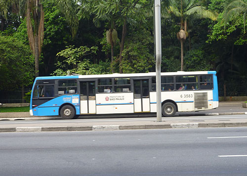 サンパウロのバス